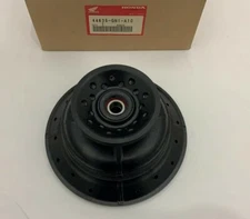 HONDA XR100 XR80 FRONT WHEEL HUB ASSY # 44635-GN1-A10 NEW OEM (594)R(s)