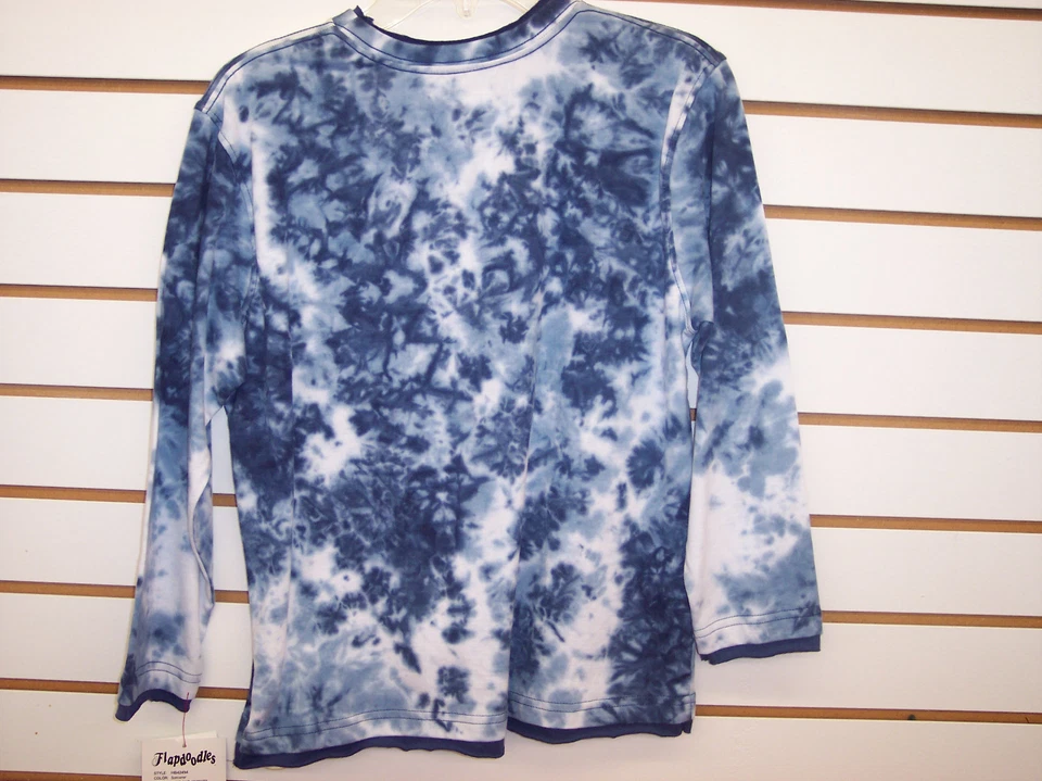 Camiseta de manga larga Flapdoodles para niños $24 azul teñida con corbata caballero talla 7 Foto 2 de 4