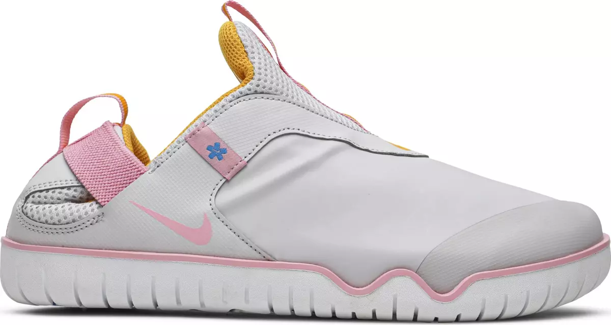 Nurse shoes top zoom pulse