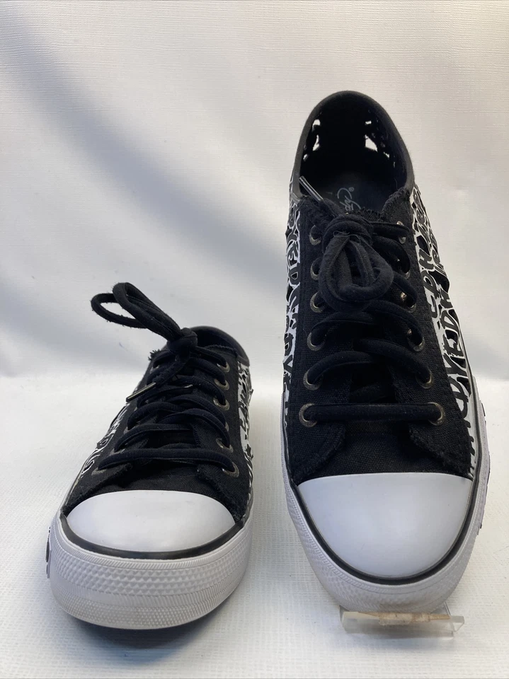 Ed Hardy Low Top Cut-Out Sneaker Shoes Size 10 Black White 11SDE101W EUC Low - Image 2 of 4