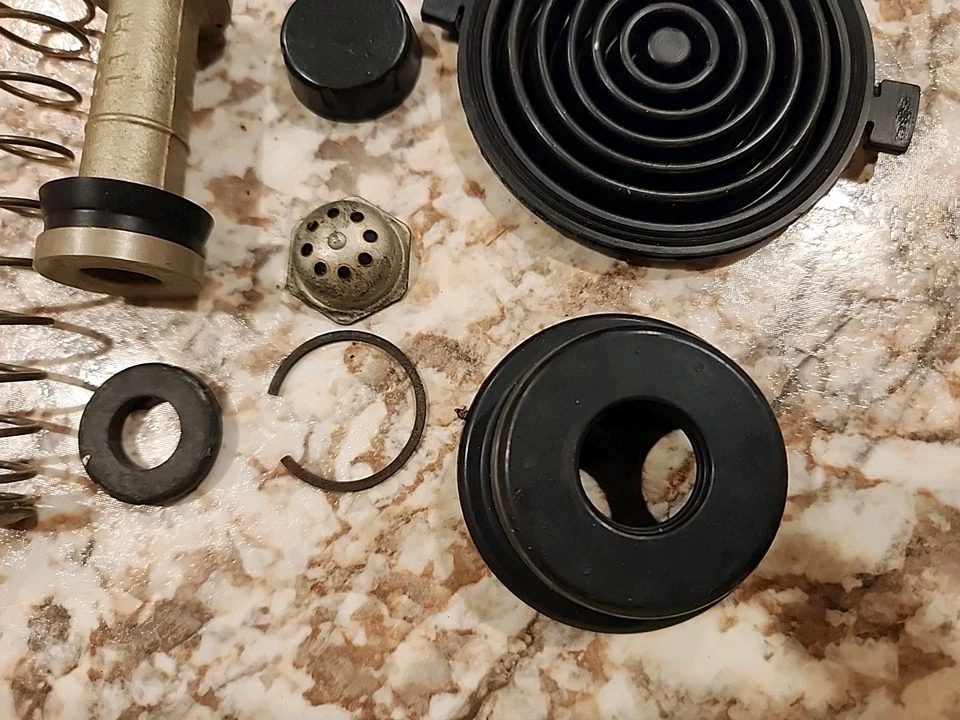 NOS 1964 - 1966 别克 Olds Power Brake 主缸维修套件 GM 5464965 805-D — 第 2/4 张图片