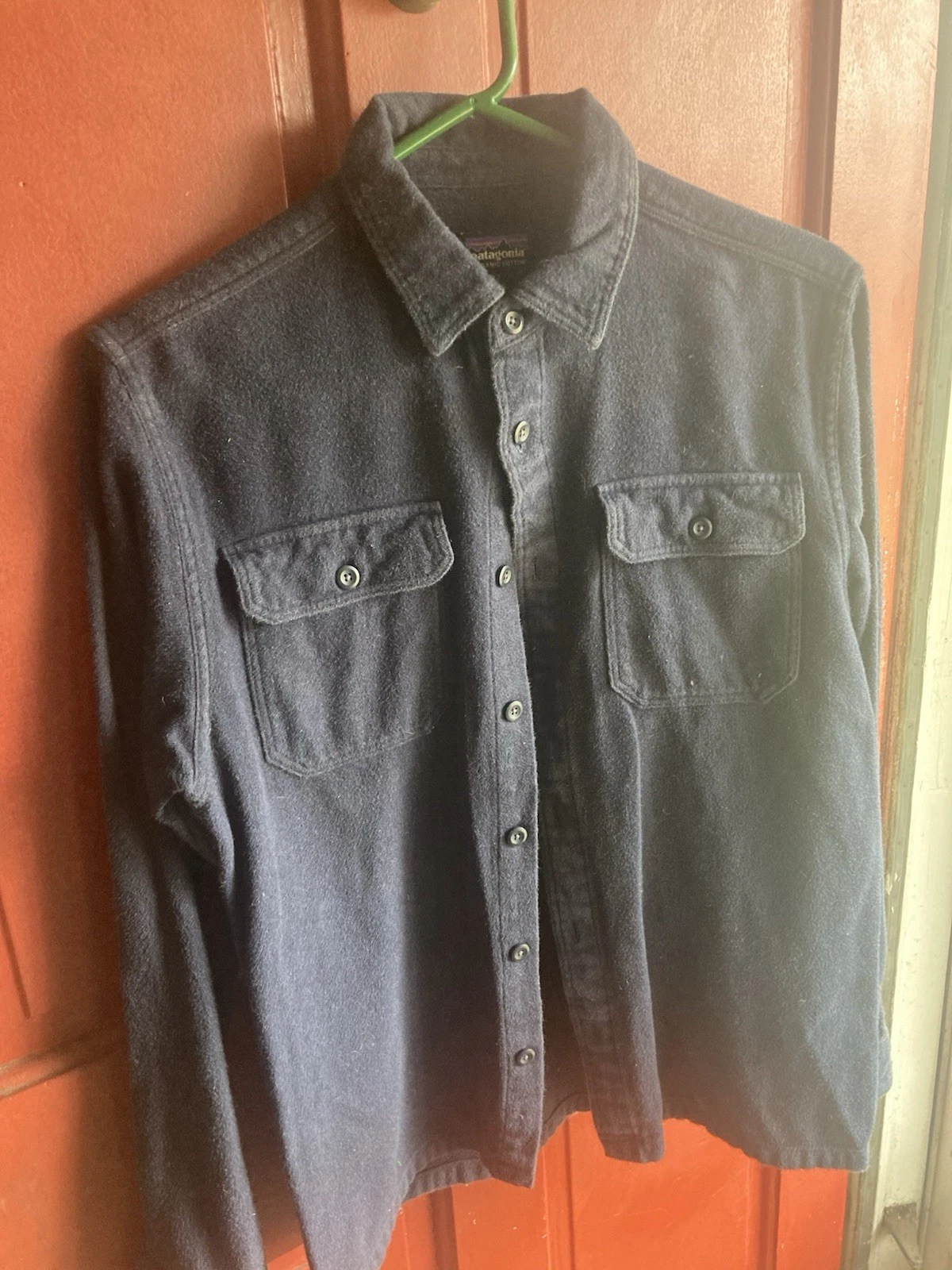 Men’s Patagonia Organic Cotton Shirt Size Small Winter Wear