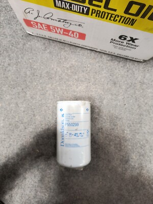 NEW GENUINE DONALDSON LUBE FILTER P550299 Sealed In Plastic Wrap