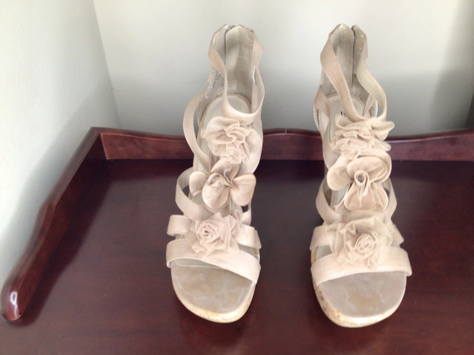 Call It Spring Women Size 10M Shoes Sandals Beige Gladiator Wedge Heel Round Toe - Image 2 of 4