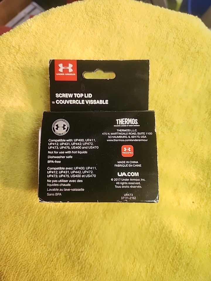 Nueva tapa de repuesto Under Armour negra con tapa de tornillo para botella de agua de 2,5 pulgadas de diámetro Foto 2 de 2