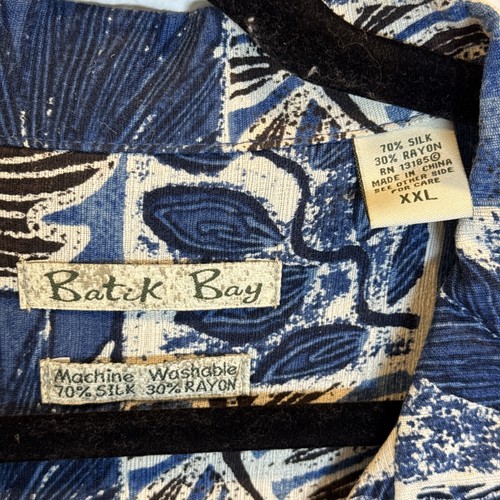 BATIK BAY Hawaiian Shirt Mens XXL Blue Silk Button Up Short Sleeve Leaf Squares - Picture 3 of 8