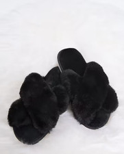 Women's Cupshe Faux Fur Slippers, Style CSAT0010BB, Size 5-6, Color Black/Grey