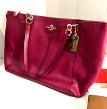 Coach Ava F57526 Crossgrain Leather Shoulder Tote Bag Fushia Dark Pink Travel