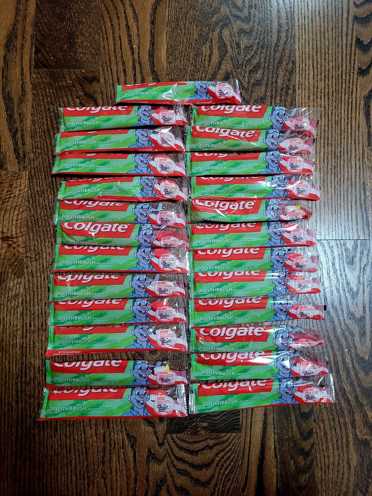 Colgate Kids Children Toothbrush - Lot Of 25!!!!