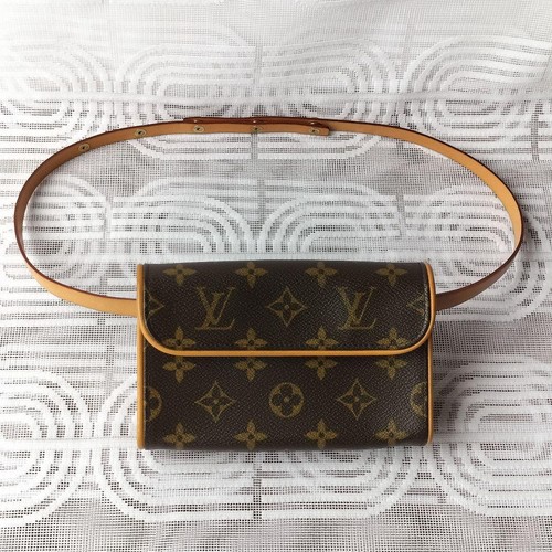 Louis Vuitton Monogram Pochette Florentine from Japan