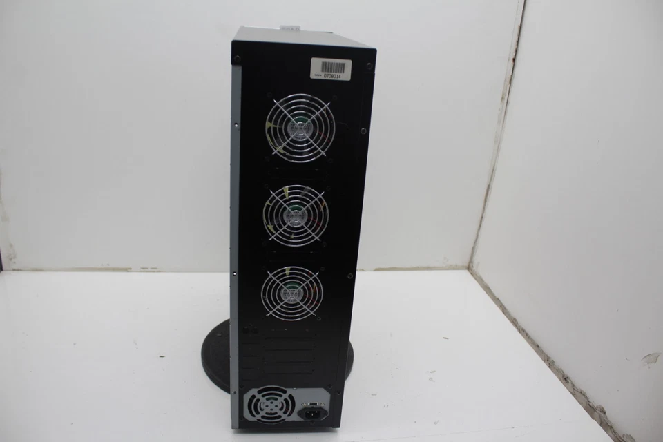 AV Pro 12 DVD Duplicator - No Drives - Missing Side Panel - Image 3 of 4