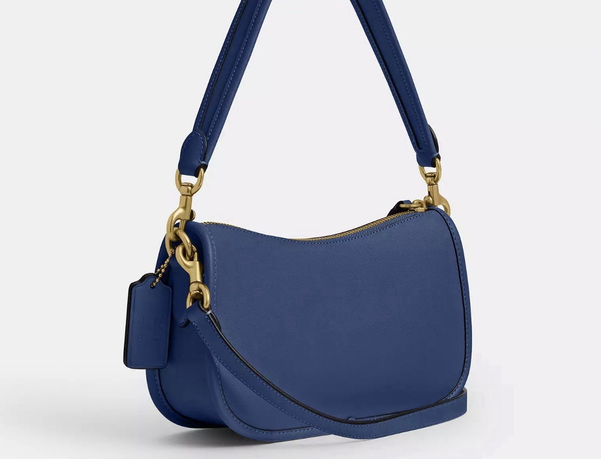 Disney x Coach collabo Swinger Bag / Donald Duck CDN03 B4PF7 Stone