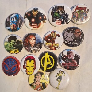 Lot Of 14 Marvel Comics Pinback Buttons