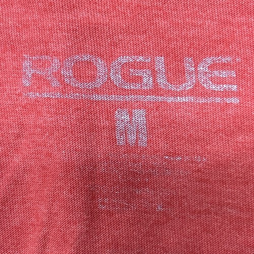 ROGUE FITNESS SHIRT MENS Medium RED GRAY POCKET WORKOUT SHORT SLEEVE SOLD OUT - Picture 11 of 11