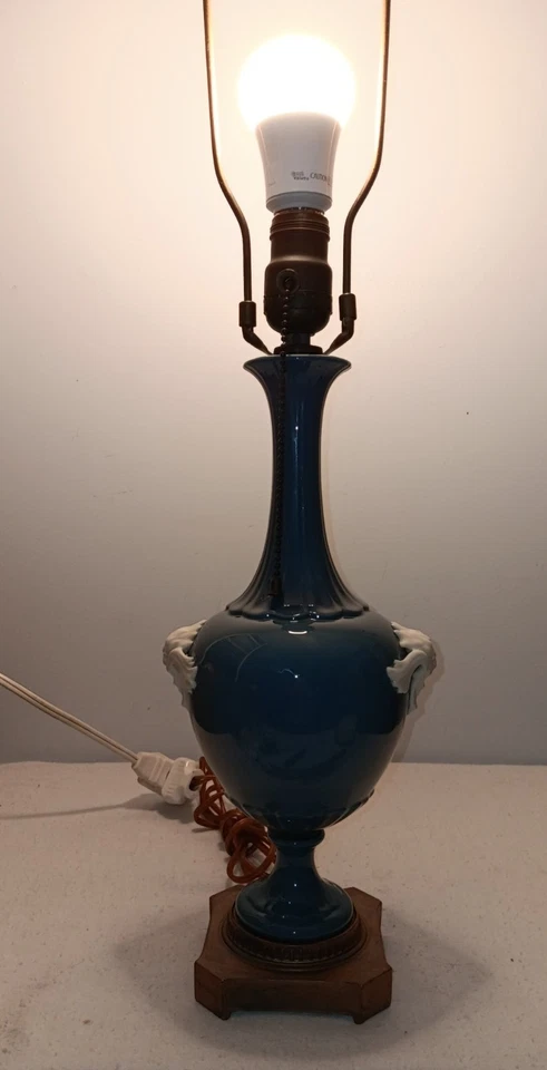 Antique/Vintage Blue Lenox Porcelain Table Lamp Lion Head Embellishments - Image 4 of 4