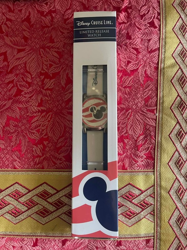 Disney Cruise Line Mickey Mouse Logo Collectible Watch NEW Mint Unopened White