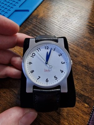 Pierre Junod Design Michael Graves 2005/6 Swiss Made Uhr