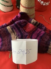 Handgemachte Wollsocke  aus 75% Wolle und 25% Polyamid Gr&ouml;&szlig;e 24/25