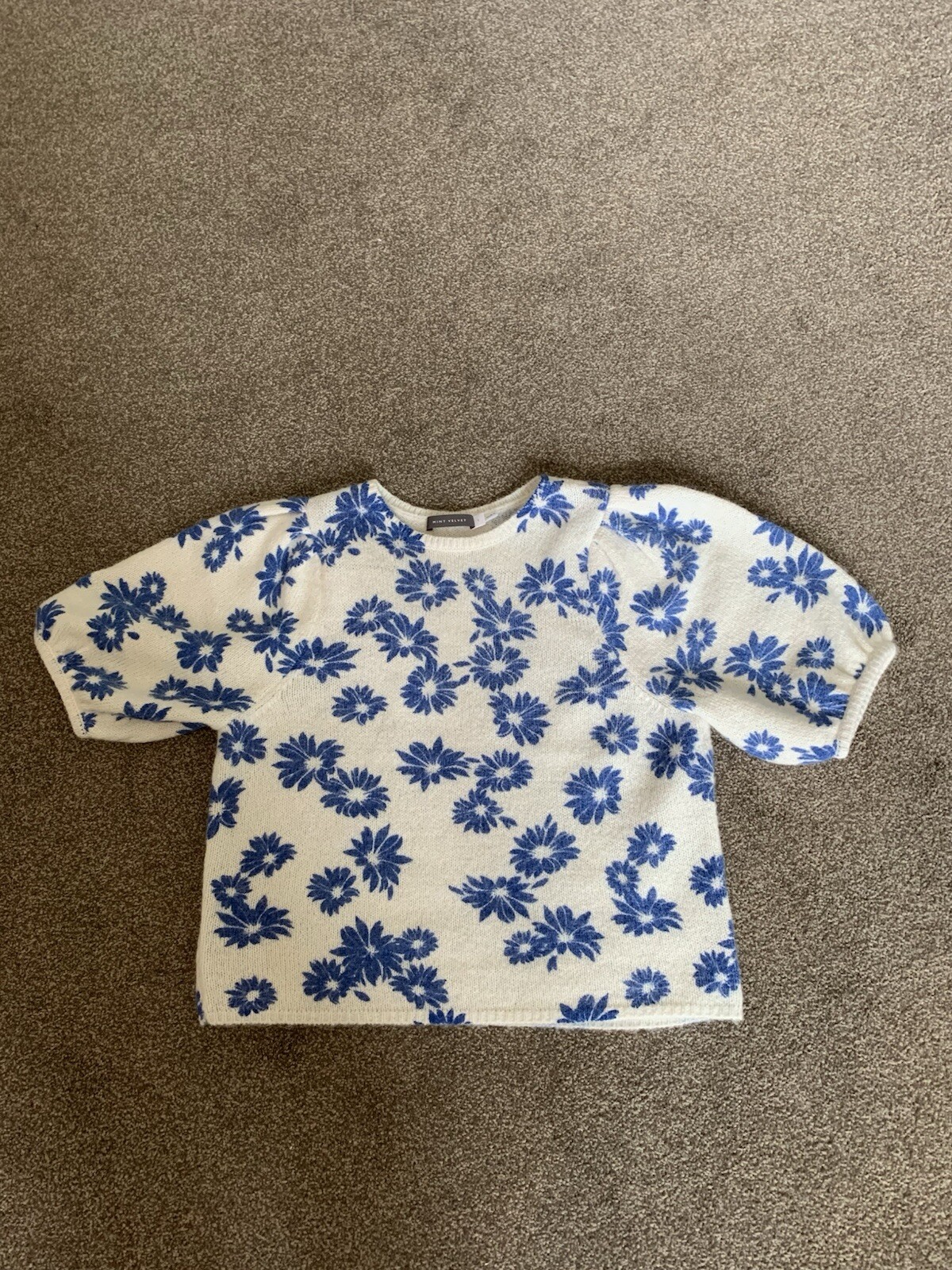 Picture 1 of 4