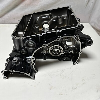 06 - 07 OEM Kawasaki ZX10R Lower Bottom Engine Crankcase | eBay