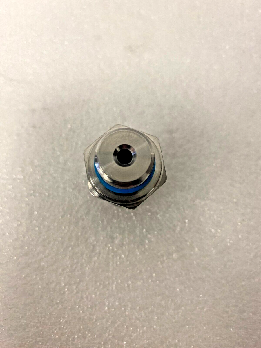 Volvo Oil Pressure Sensor D12 D13 21634021 22899626 20634019