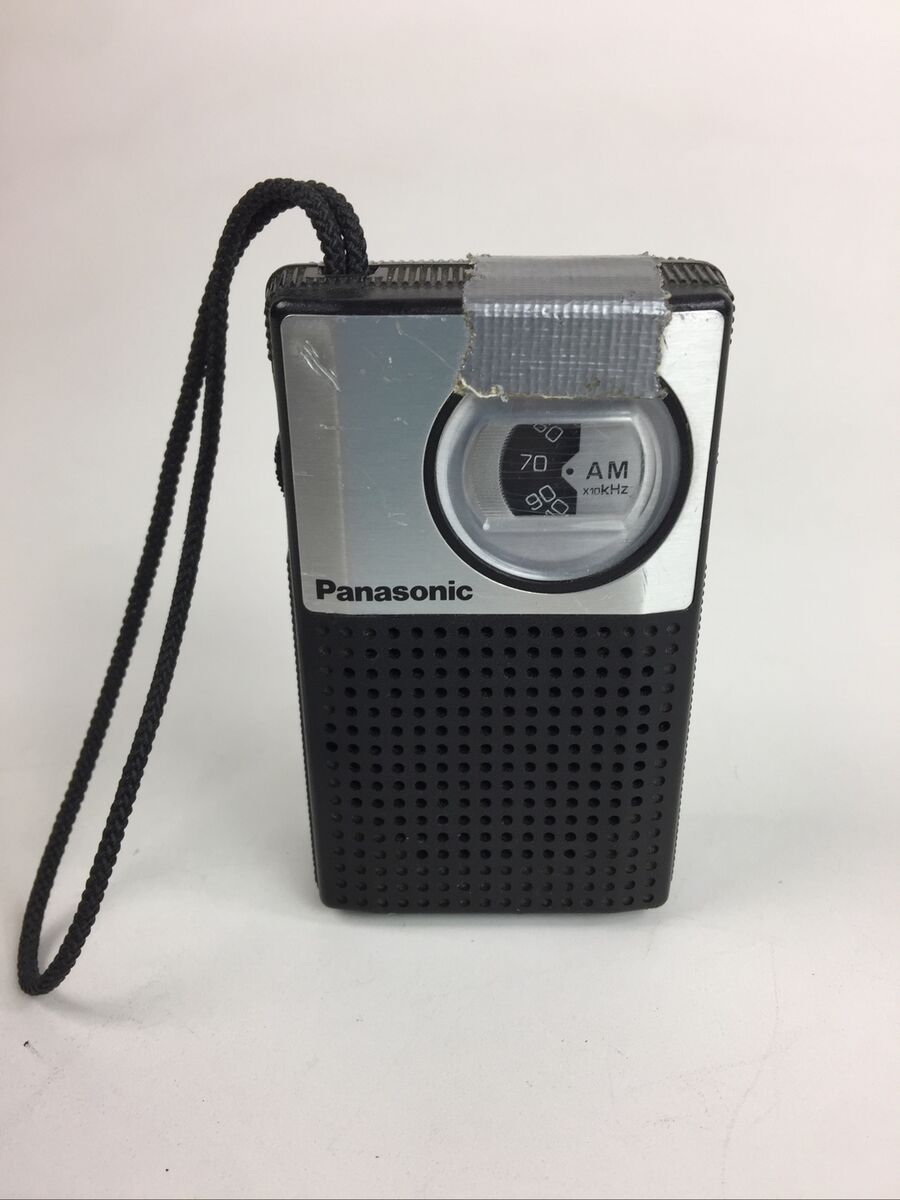 National Panasonic R-1018 AM transistor radio 1960s compact National Panasonic R-1018 AM transistor radio 1960s compact