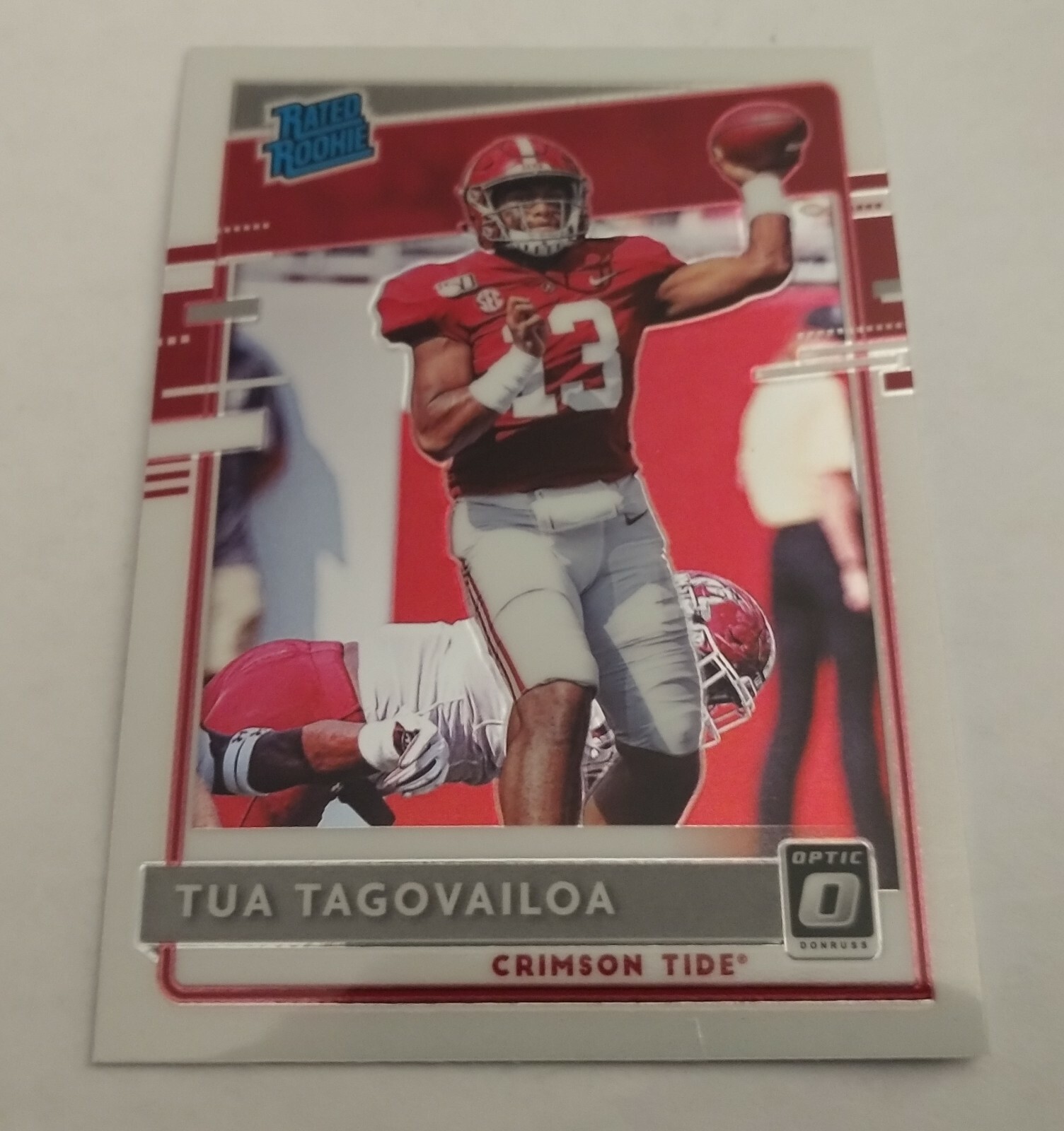 2020 Panini Chronicles Draft Football Tua Tagovailoa Optic Rated Rookie MINT RC