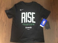 Nike NBA Playoffs Boston Celtics RISE TOGETHER T- shirt /TEE Medium 5/6  TT75 