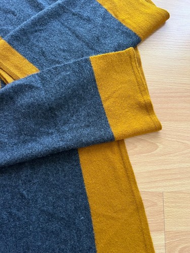 $190 Banana Republic Men's 7 feet Cashmere Light Weight Scarf Grey Mustard NEW - Picture 4 of 6