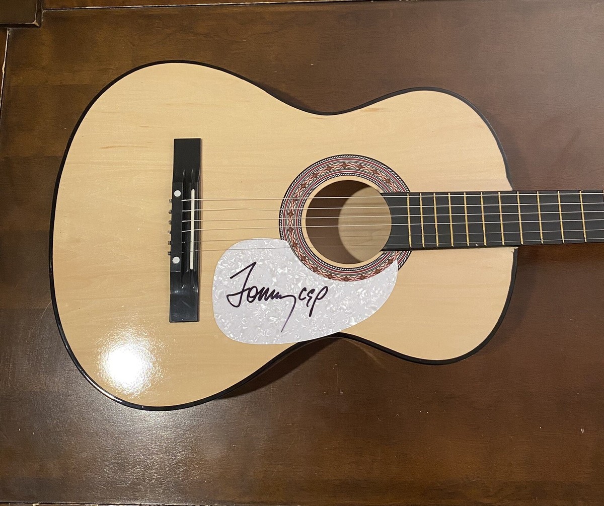 レザーギターストラップ Tommy Emmannuelサイン入り Tommy Emmanuel