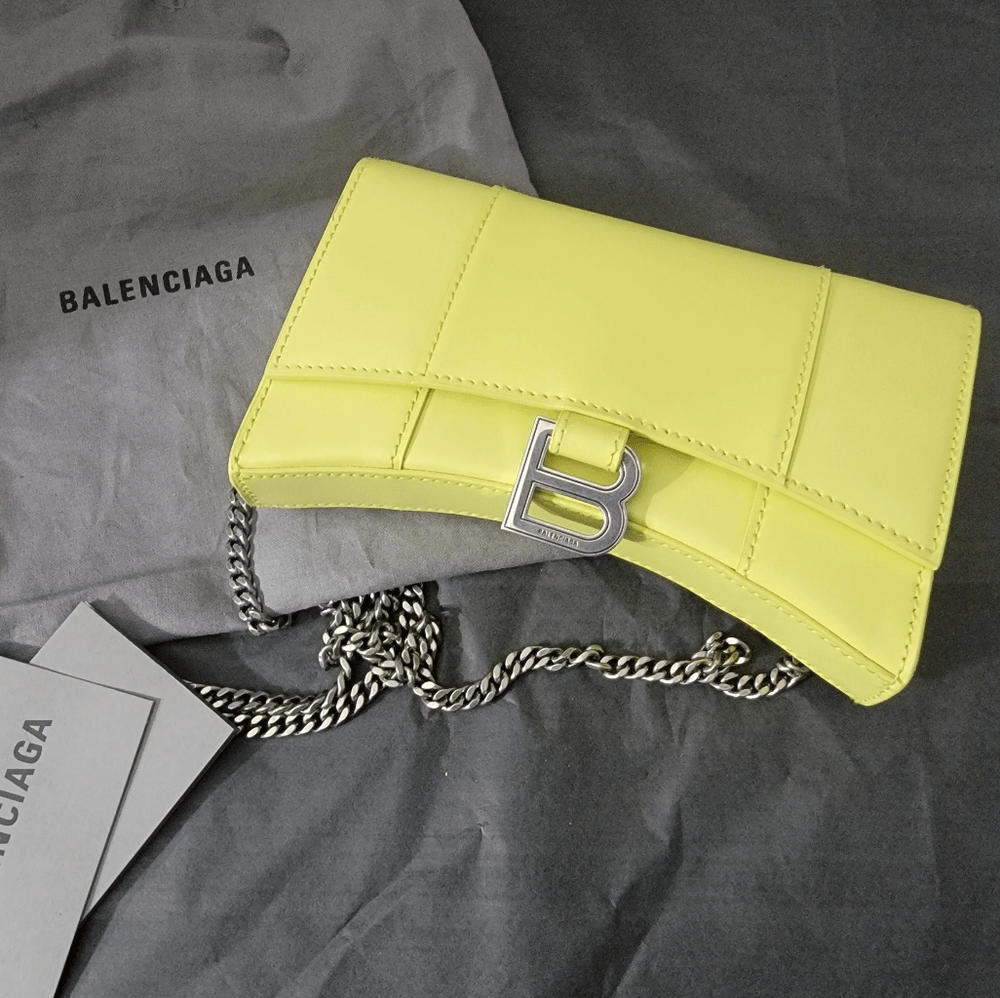 ショルダーバッグ・ポシェット BALENCIAGA HOURGLASS MINI WALLET ON CHAIN NWT Balenciaga hourglass wallet on chain crossbody bag mini