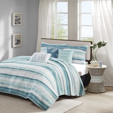 Madison Park Quilt Set Cottage Coastal Design 6 Piece Set - All Season Coverlet