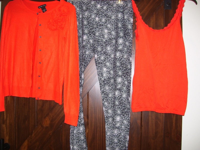Girl's Sweater/Tank/Leggins Set