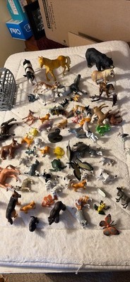 Bunch Of Vintage Farm Animals Plastic Would Make Cute Fairy Gardens
