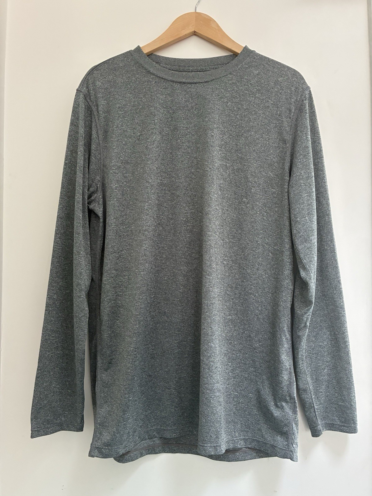 Layer 8 Performance Men's Qwick-Dry Polyester Long Sleeve Shirt Heather Gray XL