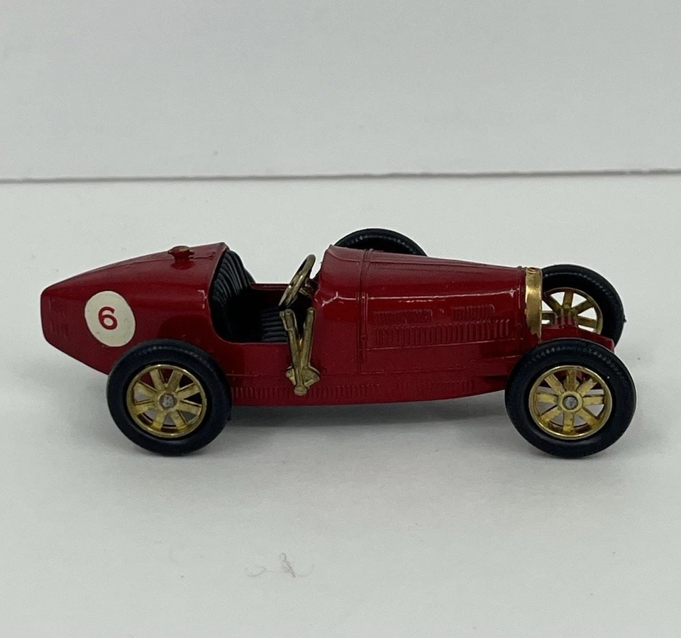 Caja de cerillas vintage Lesney Y-6 “Modelos de antaño” 1926 Tipo 35 Bugatti NUEVO ❤️ Foto 2 de 4