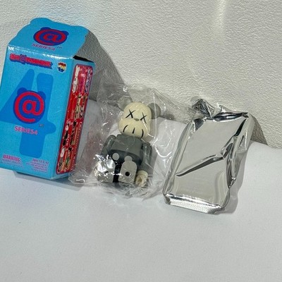 BEARBRICK 100% Série 4 ARTIST - KAWS - Medicom Toy - Occasion