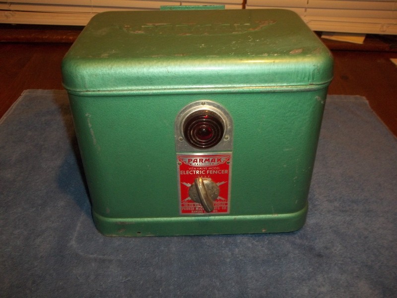 VTG NEVER USED Parmak Electric Fencer Model A.C.V.V. 110-120 VOLT Kansas City MO