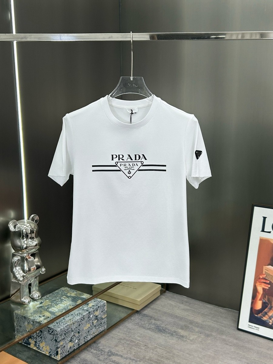 Prada Milano Logo Cotton T-Shirt, Crew Neck, Black/White, Size XL Prada Milano Logo Cotton T-Shirt, Crew Neck, Black/White, Size XL