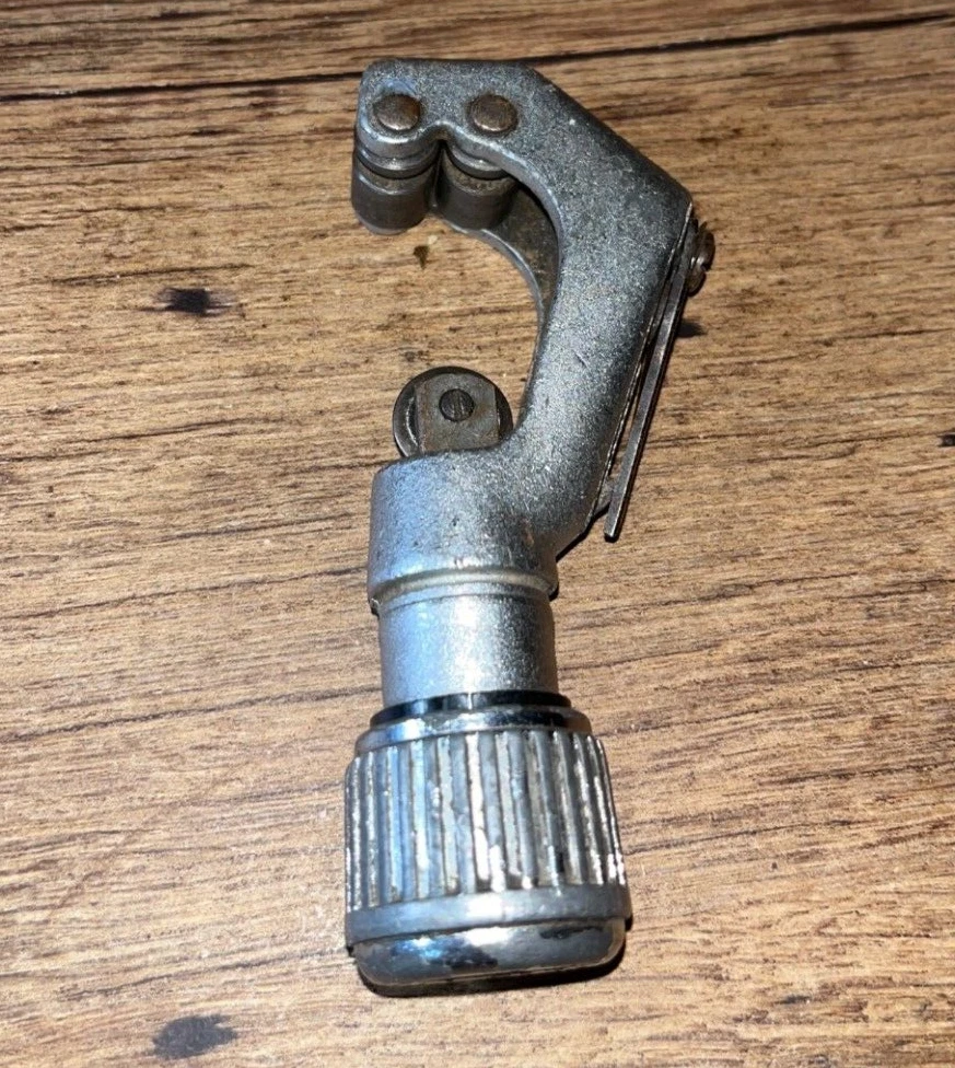 Imperial pipe sale cutter