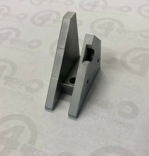 Universal Instruments Radial Inserter 30952303 Block - Picture 1 of 4