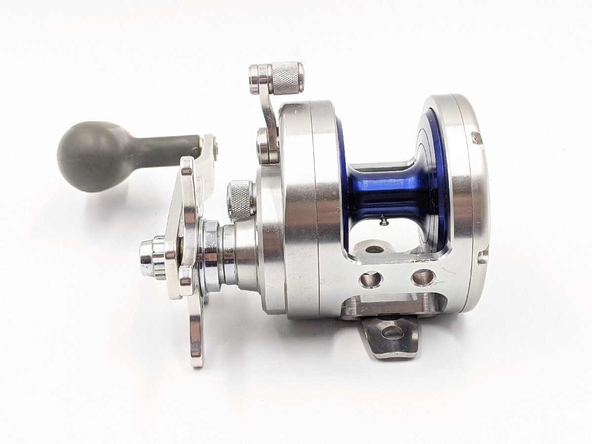 Daiwa Saltiga Z30 RH Baitcast Reel - High Performance Daiwa Saltiga Z30 RH Baitcast Reel - High Performance