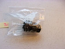 NEW IN PKG AMPHENOL SOCKET CONTACT 1545 MS3106A18-22PW 3 PIN (150-3)