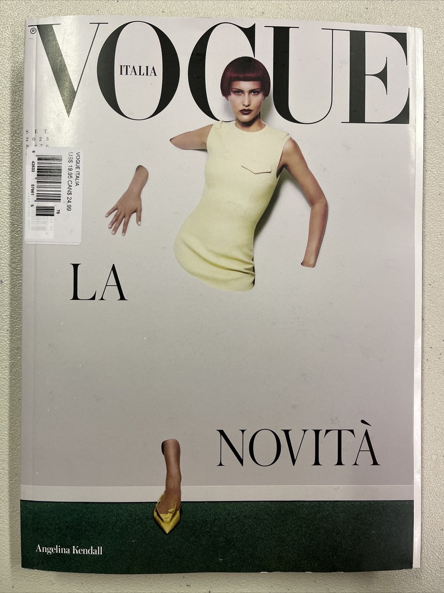 女性情報誌 Vogue Italia Magazine December 2022 Vittoria Ceretti Vogue Italia April 2022 - theFashionSpot