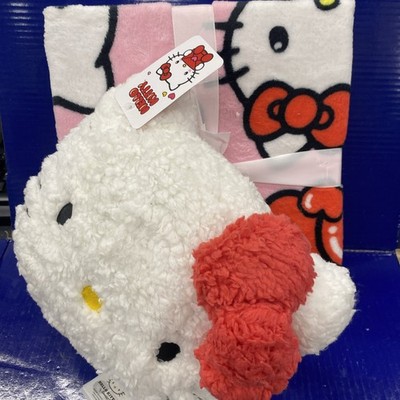 Hello Kitty Nogginz Pillow & Plush Blanket Set Valentine Day Love 45  X 55  BNWT