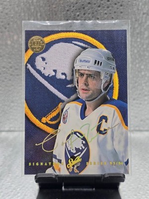 1993-94 Leaf Studio Pat LaFontaine Signature Series #3!