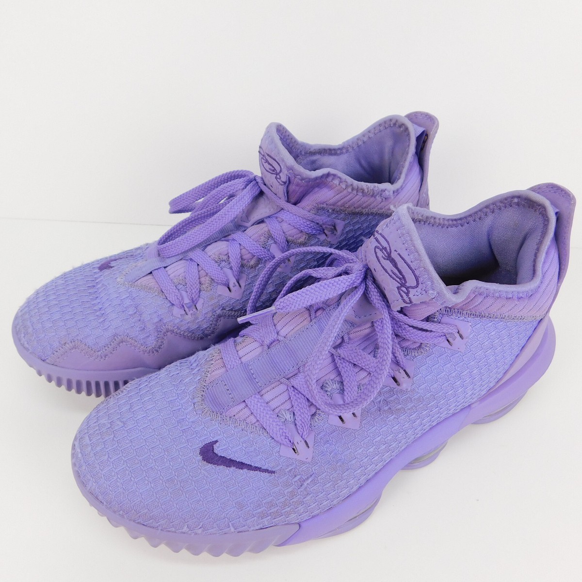 Nike LeBron 16 Low Ep Atomic Nike LeBron 16 Low Atomic Purple Size 8 Athletic Basketball  main image 4