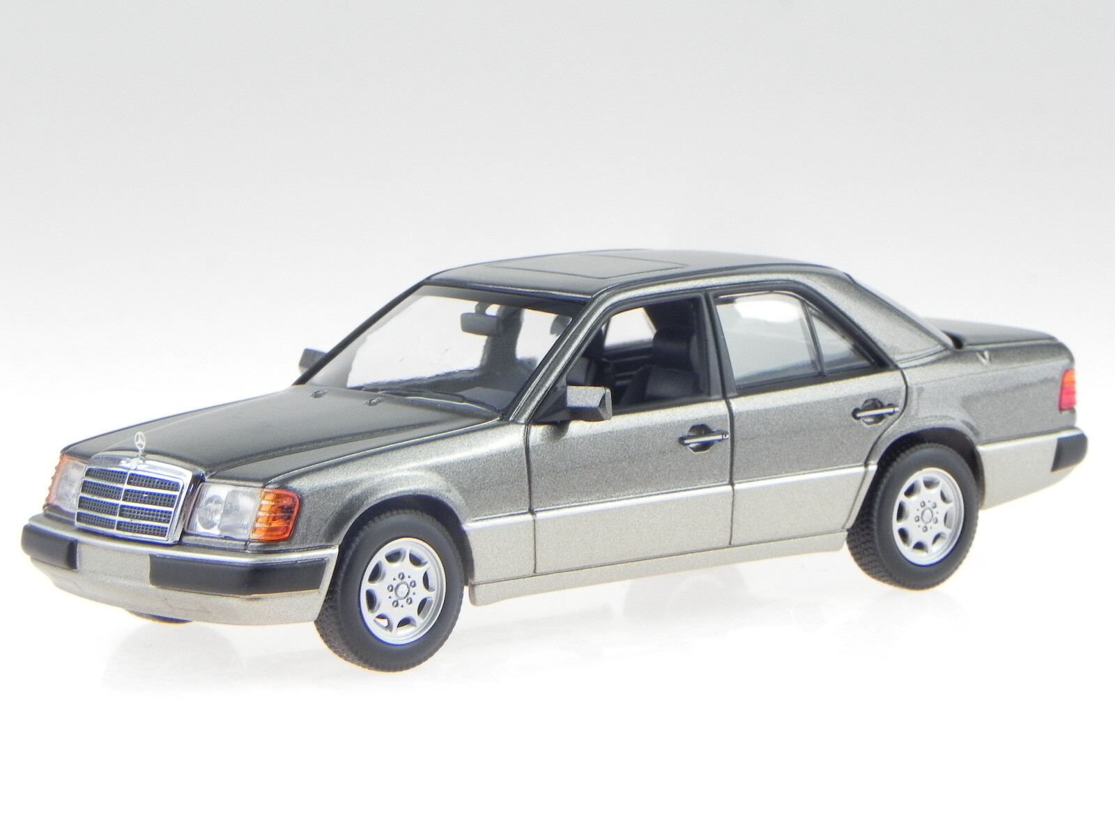 mercedes w124 diecast