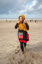 Wave Hawaii Beach Poncho Changing Robe Bamboo Full Zip OSFM Gold Black Red