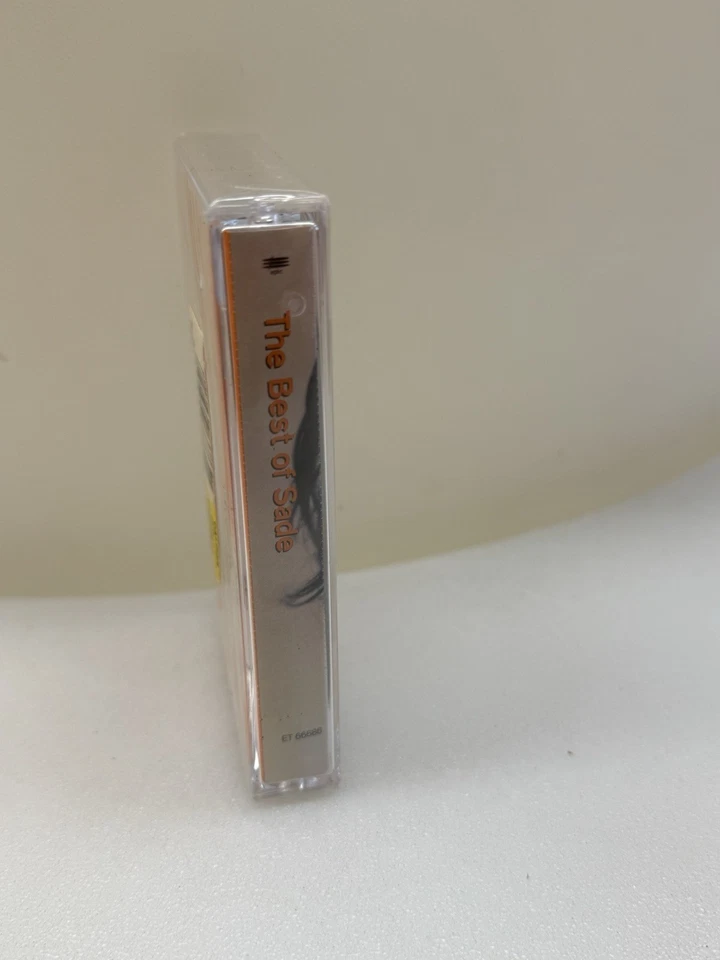 Sade The Best of Sade (Cassette, November 1994, Epic Sealed) Foto 3 de 4